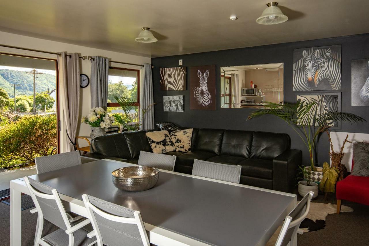 Palmira Lodge Waikawa  エクステリア 写真