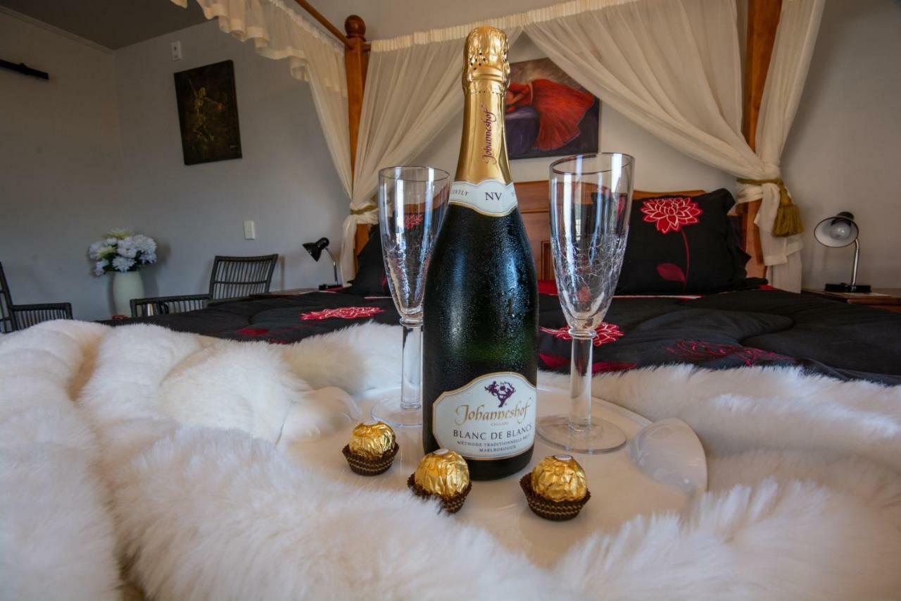 Palmira Lodge Waikawa  エクステリア 写真